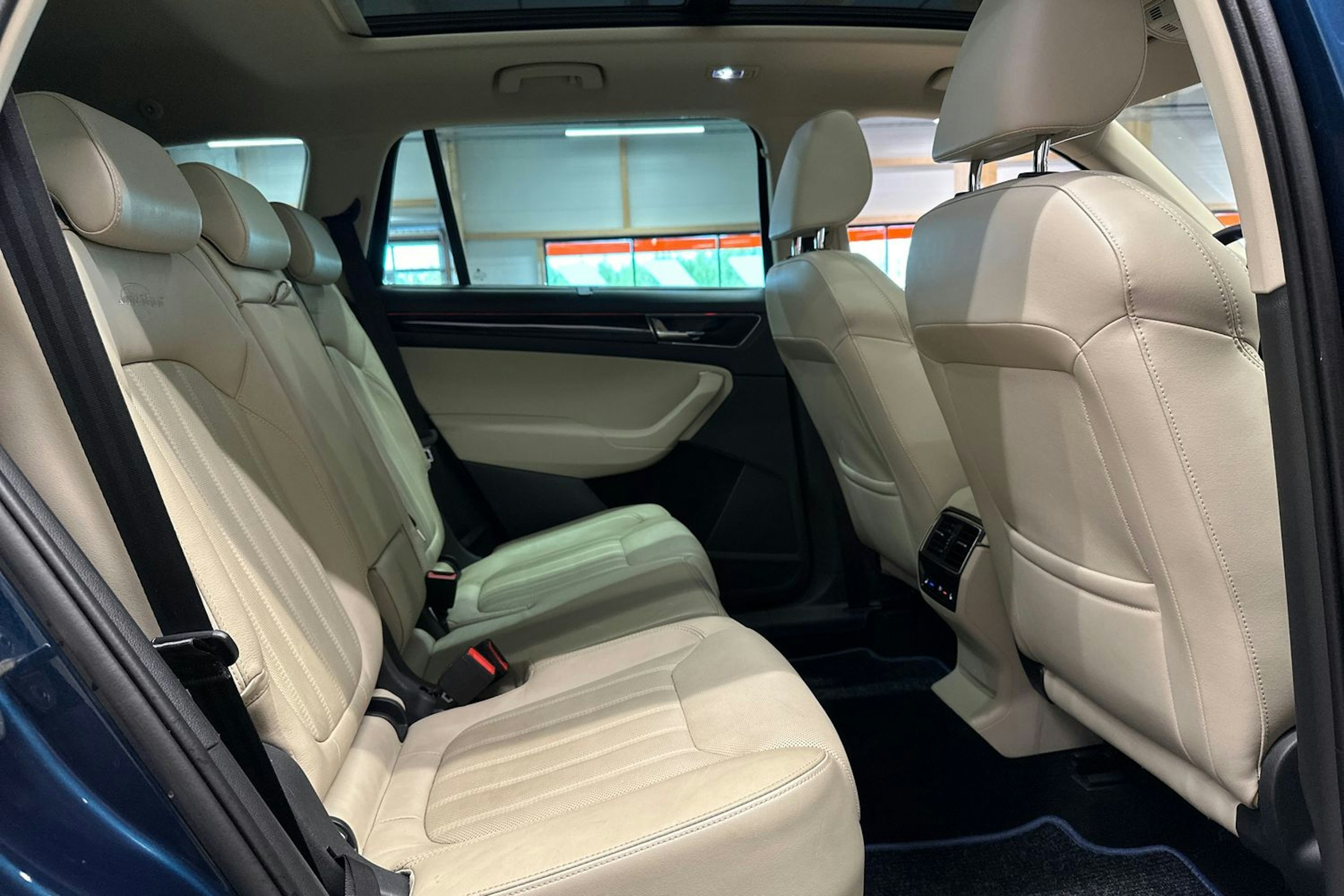 sininen Skoda Kodiaq 2018 kuva 16.
