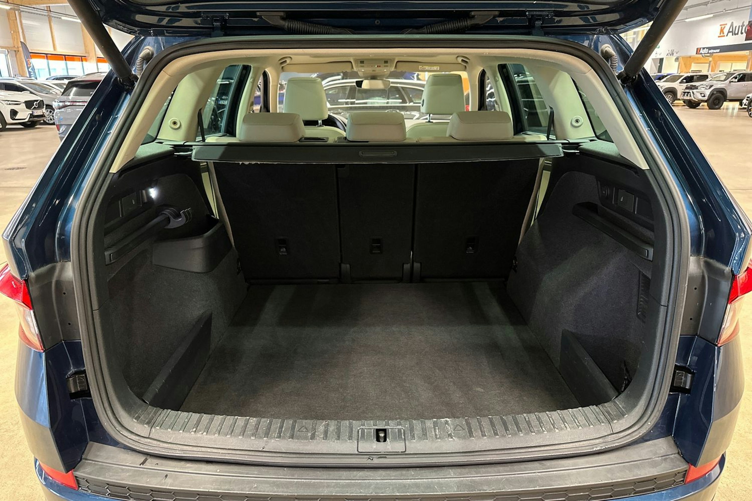 sininen Skoda Kodiaq 2018 kuva 43.