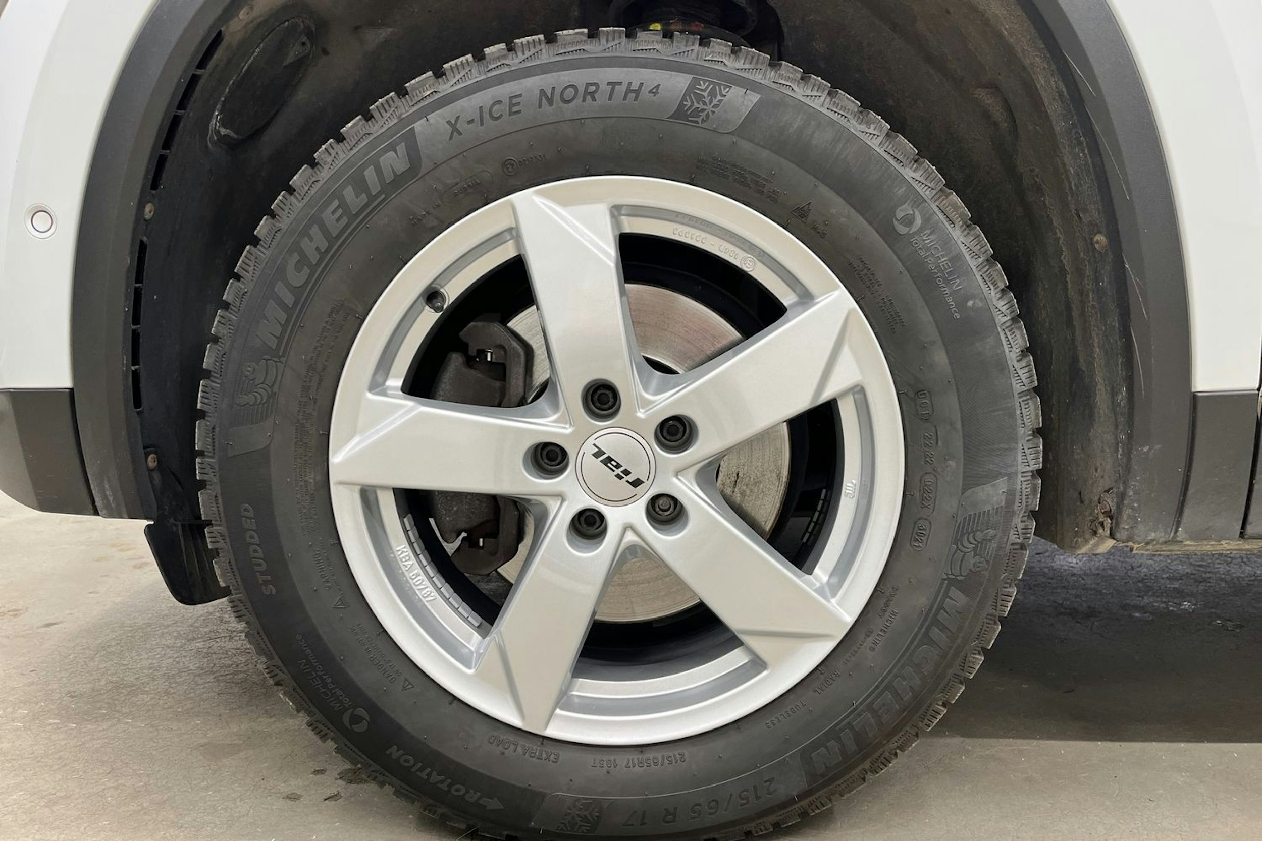 valkoinen Skoda Kodiaq 2018 kuva 11.