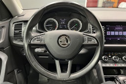 valkoinen Skoda Kodiaq 2018 kuva 16.