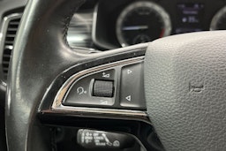 valkoinen Skoda Kodiaq 2018 kuva 17.