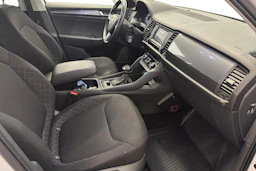 valkoinen Skoda Kodiaq 2018 kuva 9.