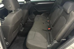 valkoinen Skoda Kodiaq 2018 kuva 12.