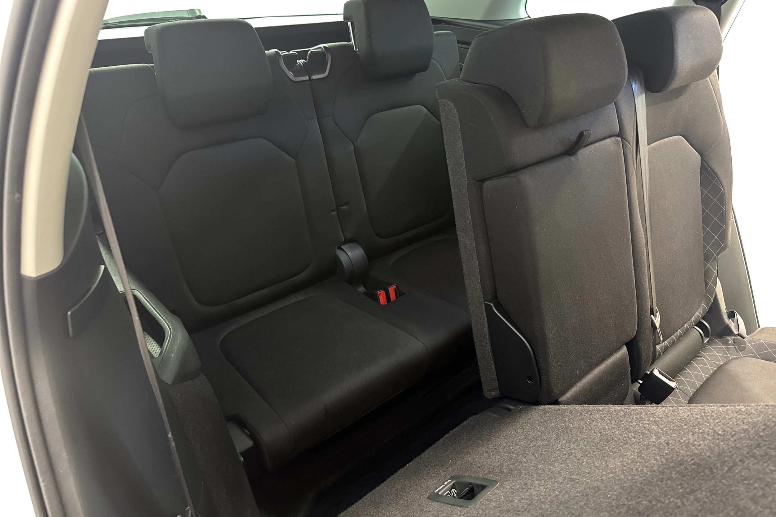 valkoinen Skoda Kodiaq 2018 kuva 15.