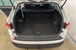 valkoinen Skoda Kodiaq 2018 kuva 17.