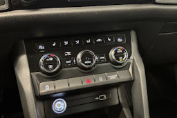 valkoinen Skoda Kodiaq 2018 kuva 24.