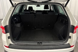 valkoinen Skoda Kodiaq 2018 kuva 13.