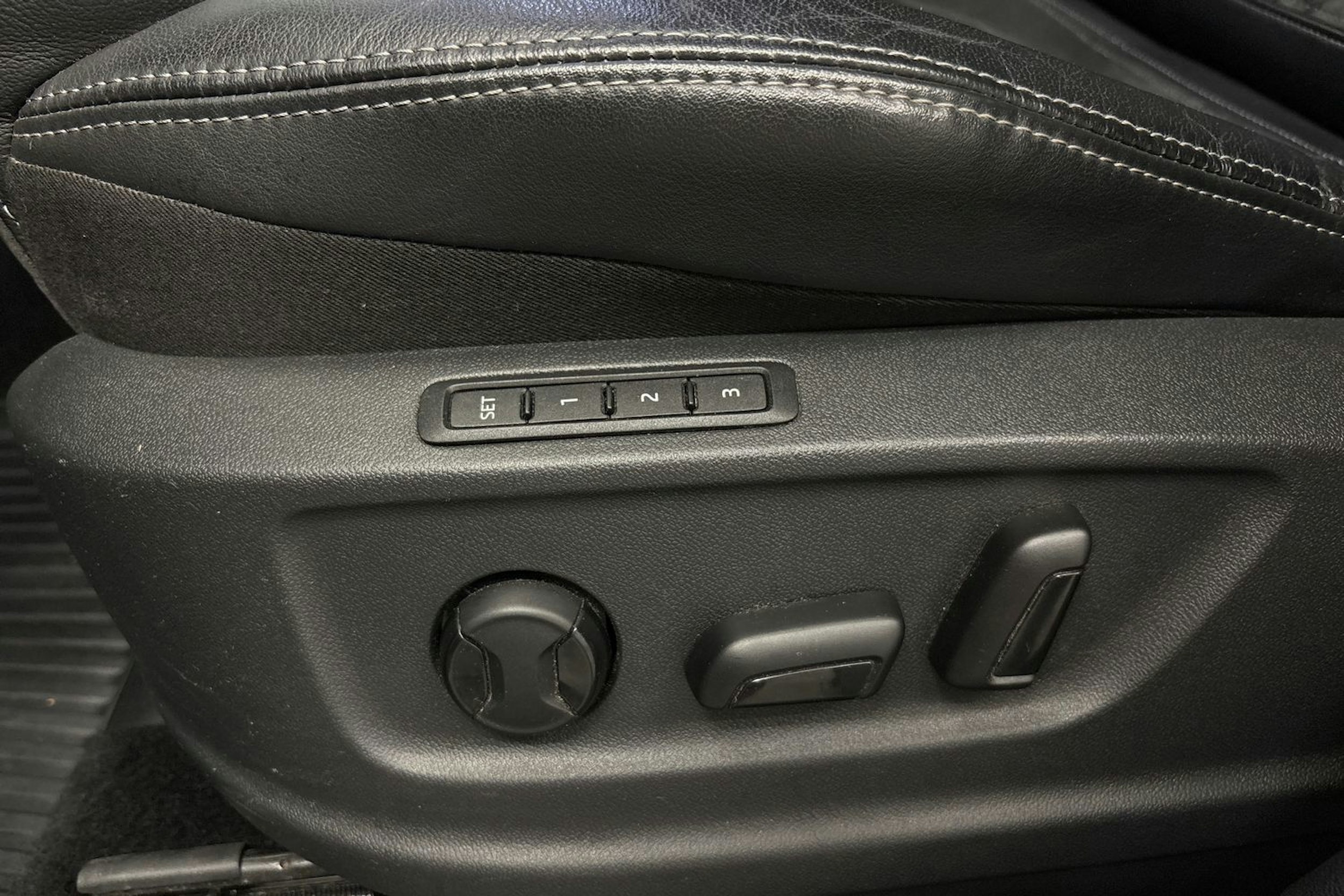 valkoinen Skoda Kodiaq 2018 kuva 31.