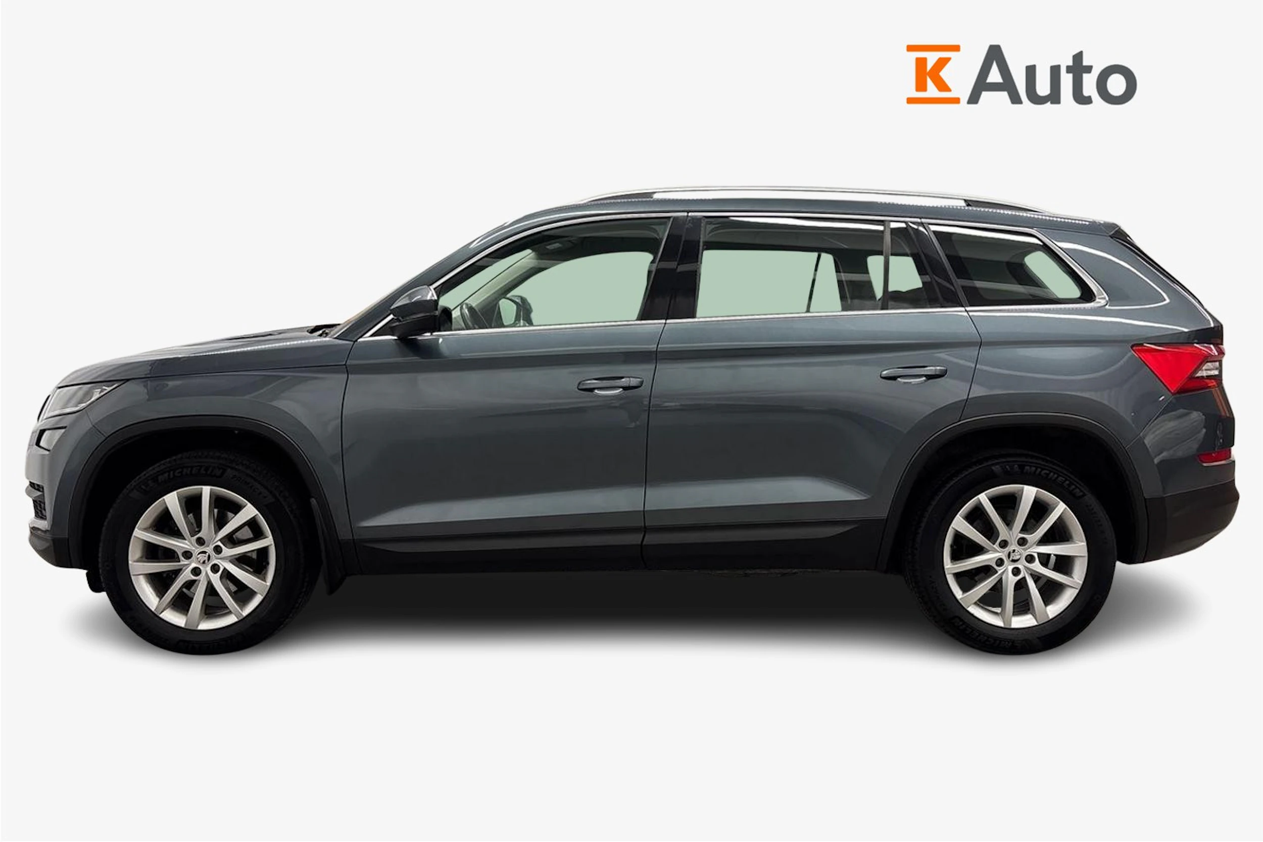 harmaa Skoda Kodiaq 2018 kuva 5.