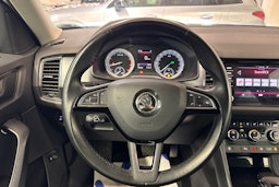 valkoinen Skoda Kodiaq 2018 kuva 14.