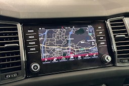 valkoinen Skoda Kodiaq 2018 kuva 20.