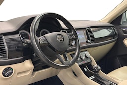 harmaa Skoda Kodiaq 2018 kuva 3.