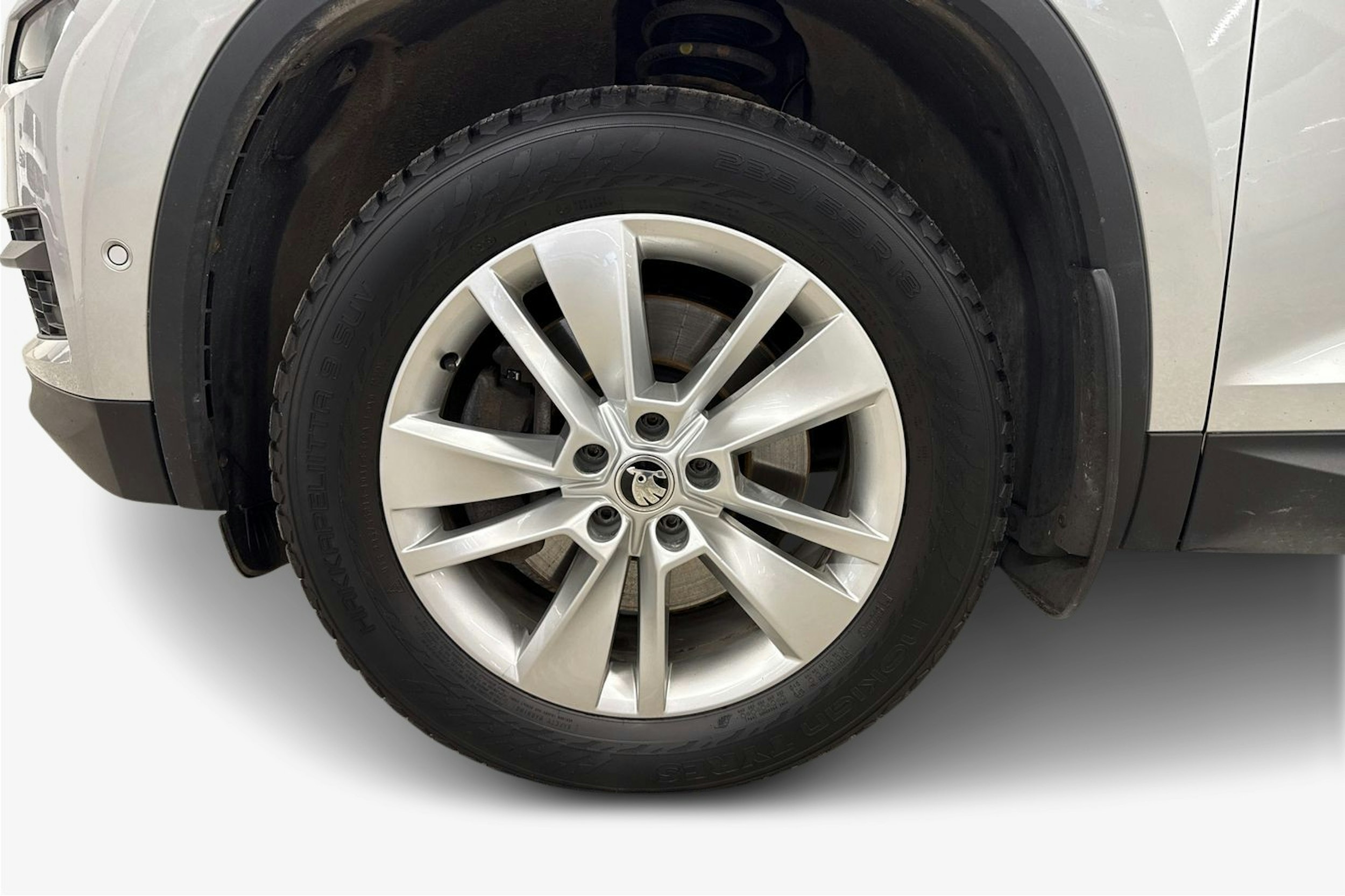 harmaa Skoda Kodiaq 2018 kuva 11.