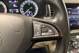 harmaa Skoda Kodiaq 2018 kuva 17.