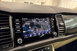 harmaa Skoda Kodiaq 2018 kuva 21.