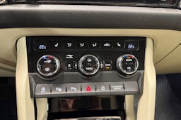 harmaa Skoda Kodiaq 2018 kuva 24.