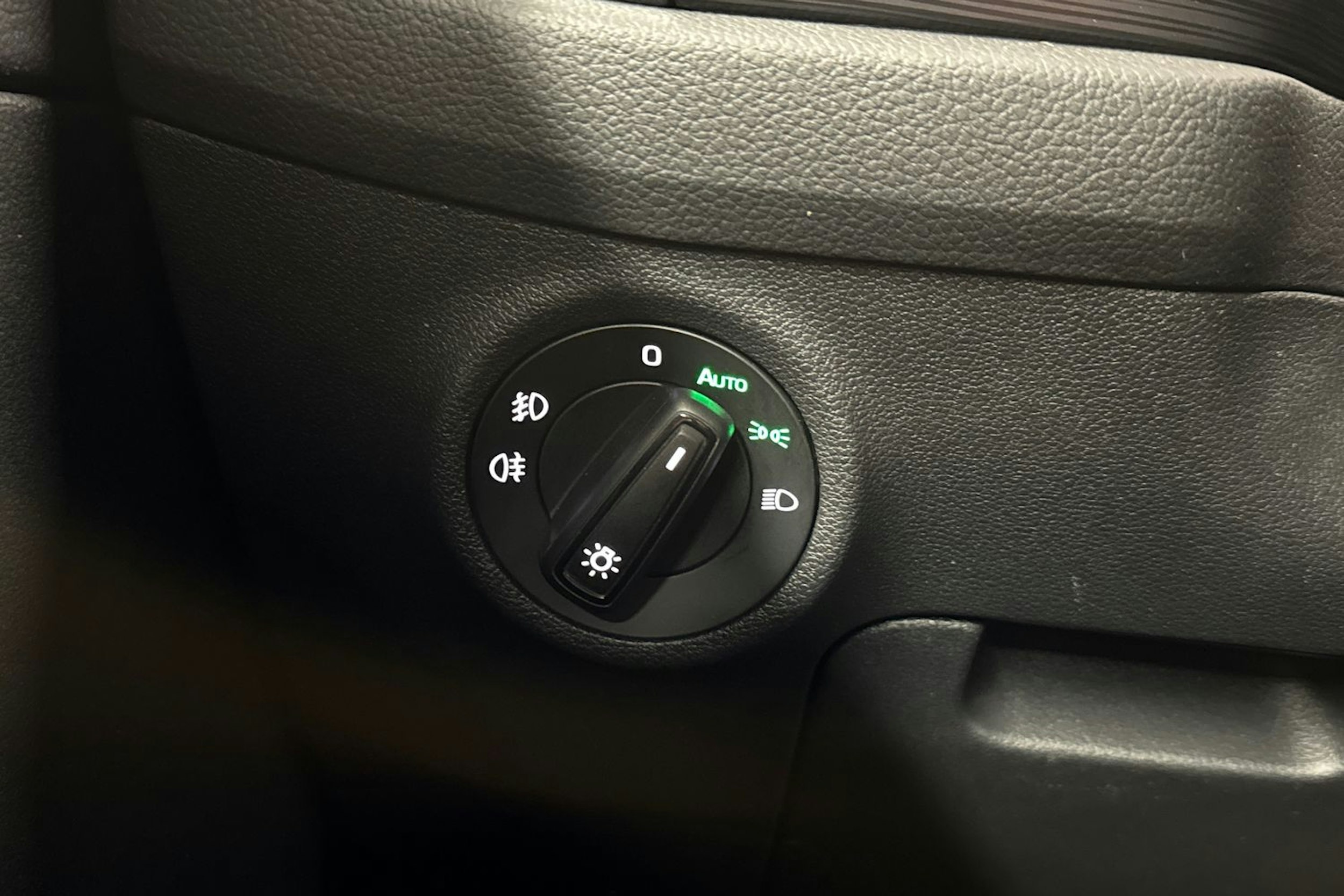 sininen Skoda Kodiaq 2018 kuva 18.