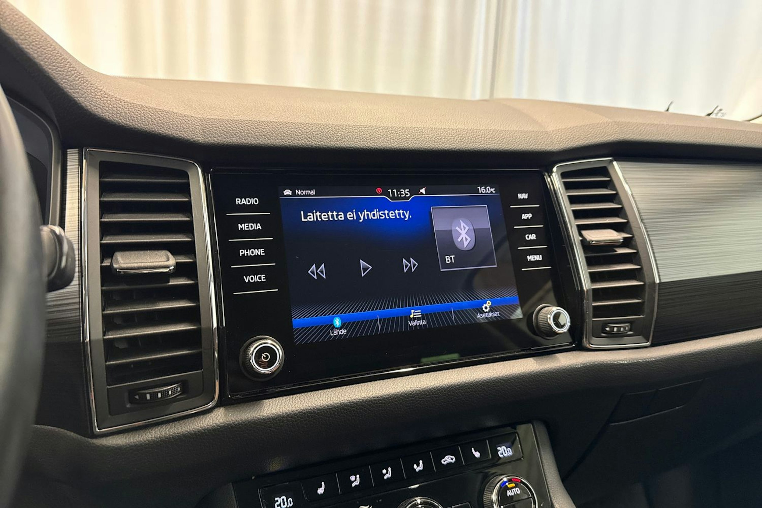 sininen Skoda Kodiaq 2018 kuva 19.