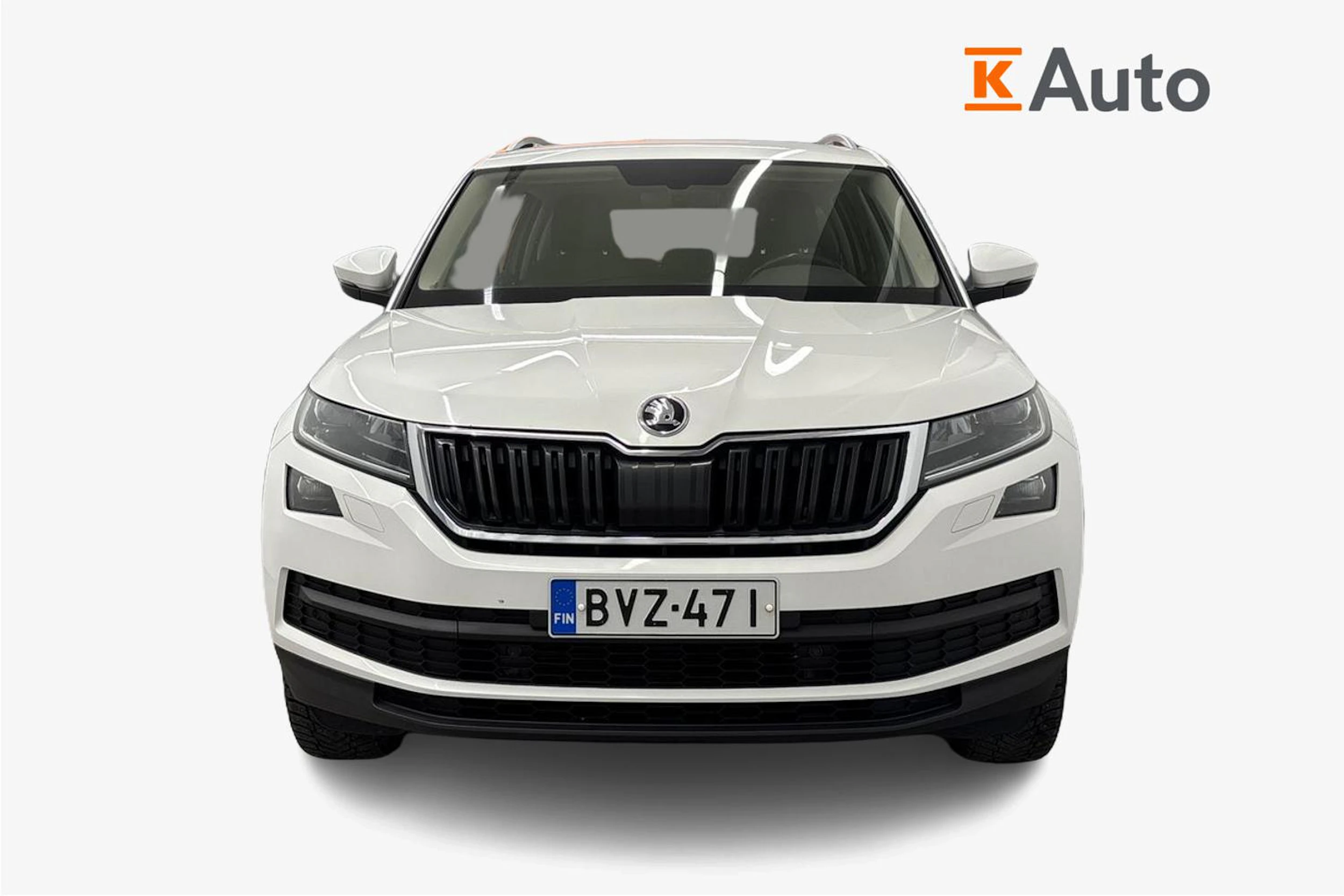 valkoinen Skoda Kodiaq 2019 kuva 4.