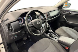 valkoinen Skoda Kodiaq 2019 kuva 6.
