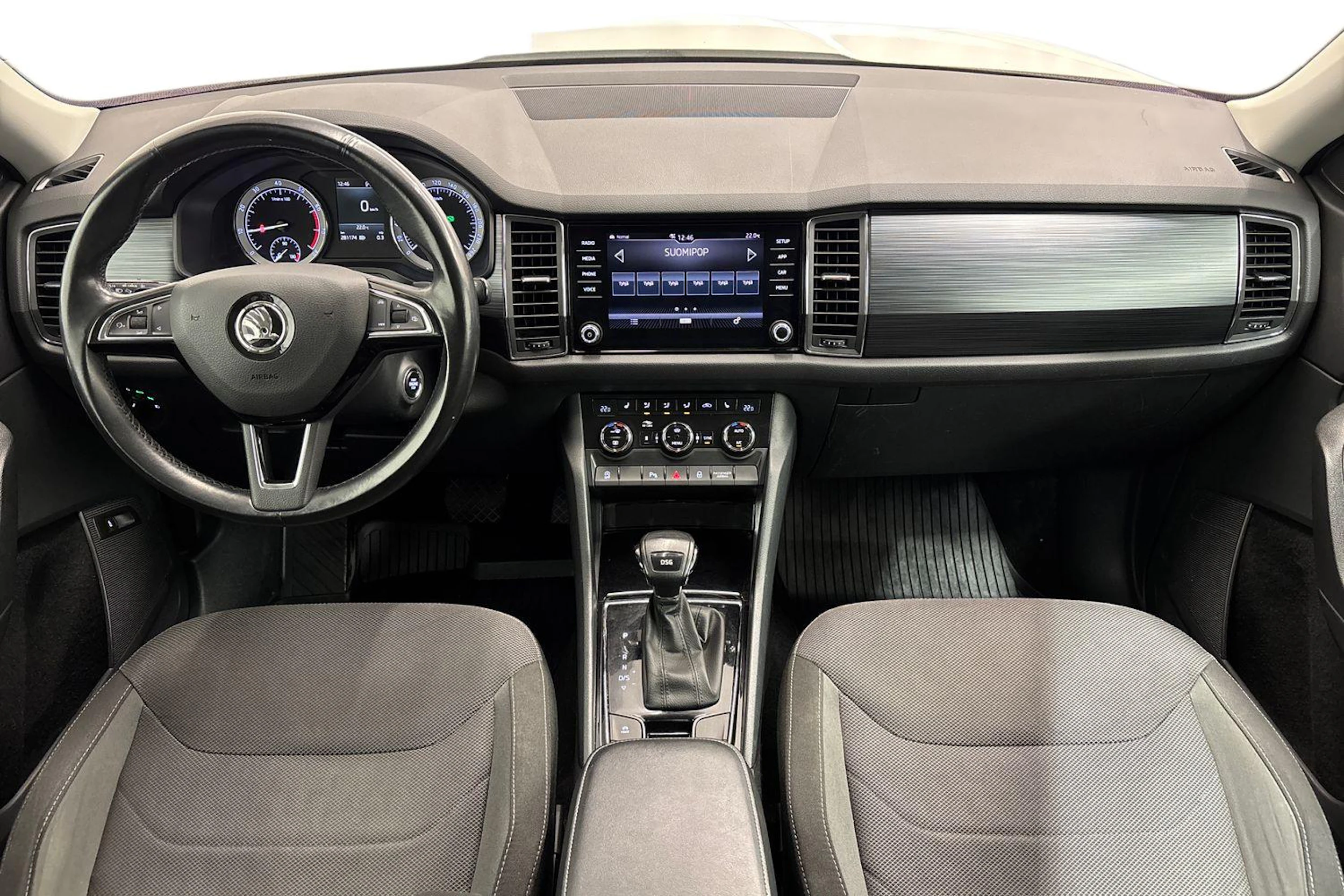 valkoinen Skoda Kodiaq 2019 kuva 7.
