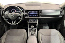 valkoinen Skoda Kodiaq 2019 kuva 7.