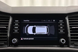 valkoinen Skoda Kodiaq 2019 kuva 17.