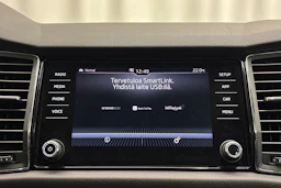valkoinen Skoda Kodiaq 2019 kuva 20.