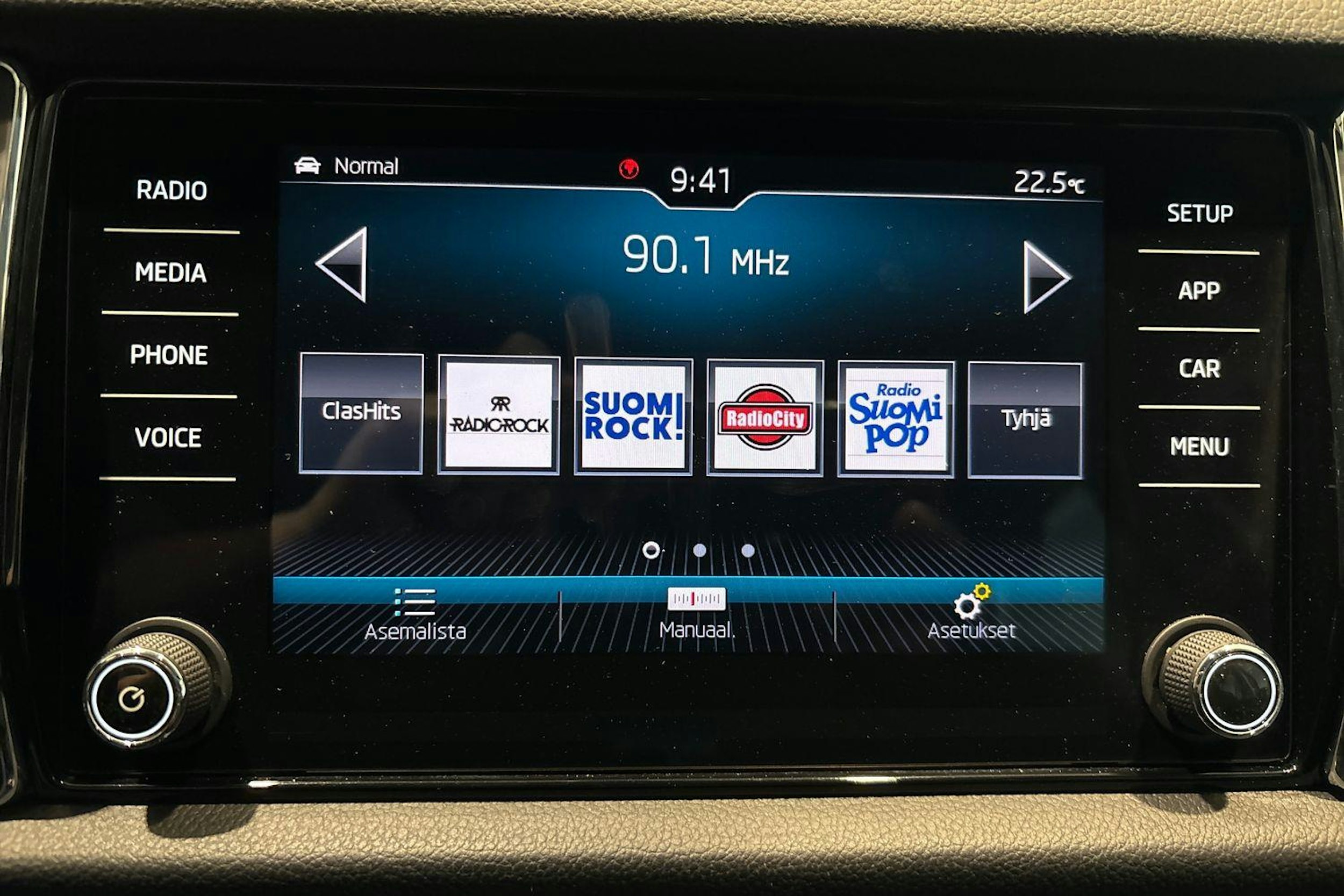 Harmaa Skoda KODIAQ 2019 kuva 20.