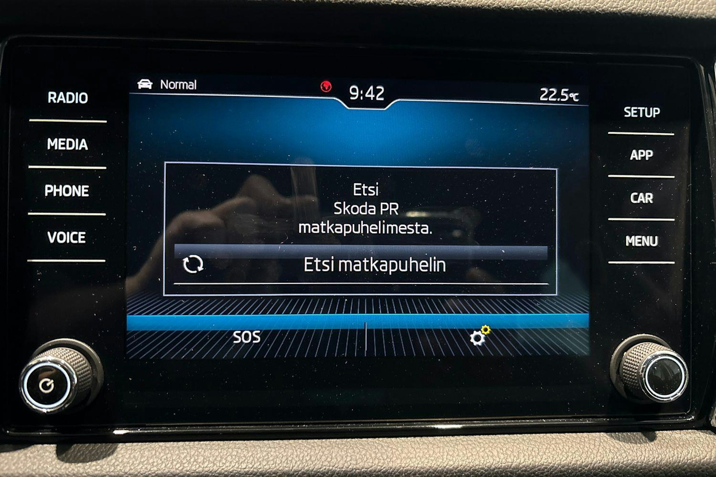 Harmaa Skoda KODIAQ 2019 kuva 21.