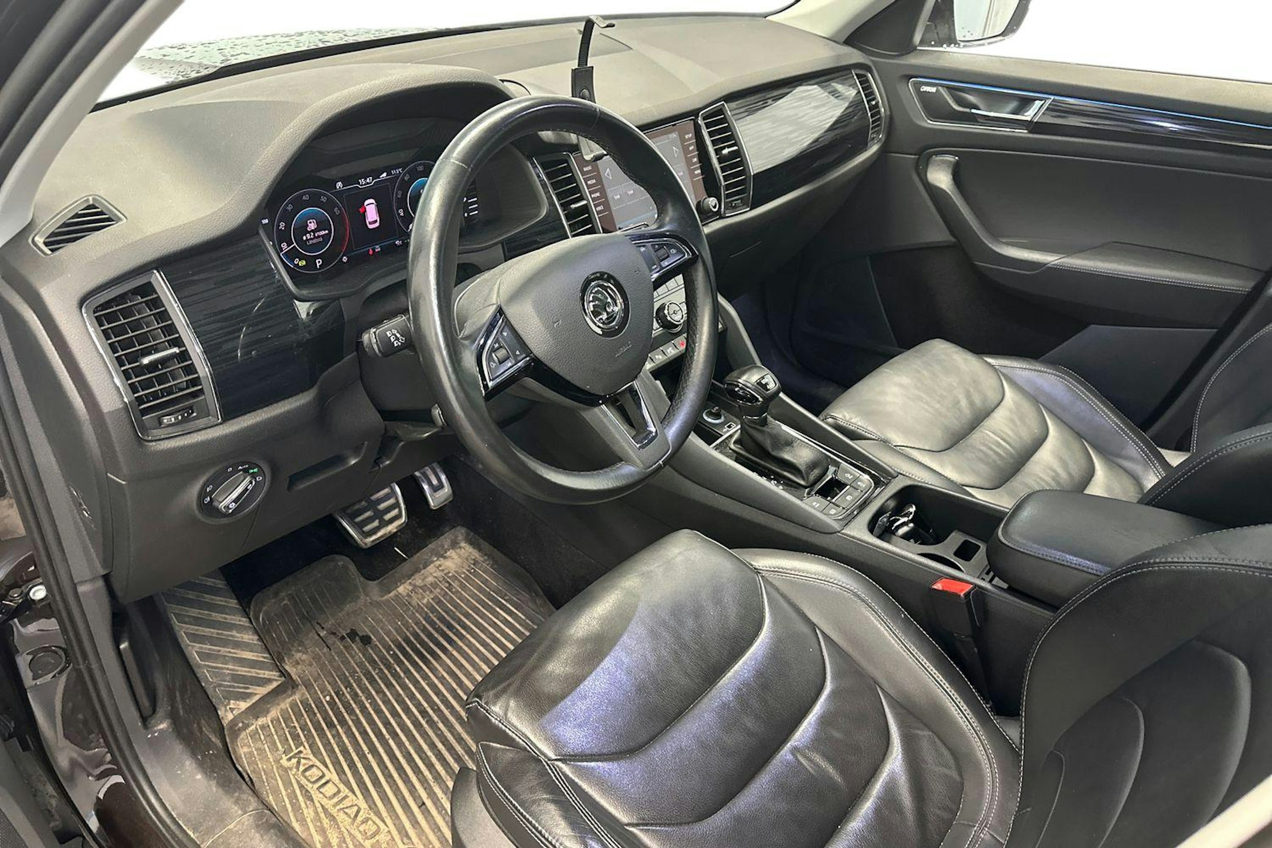 ruskea (beige) Skoda Kodiaq 2019 kuva 3.