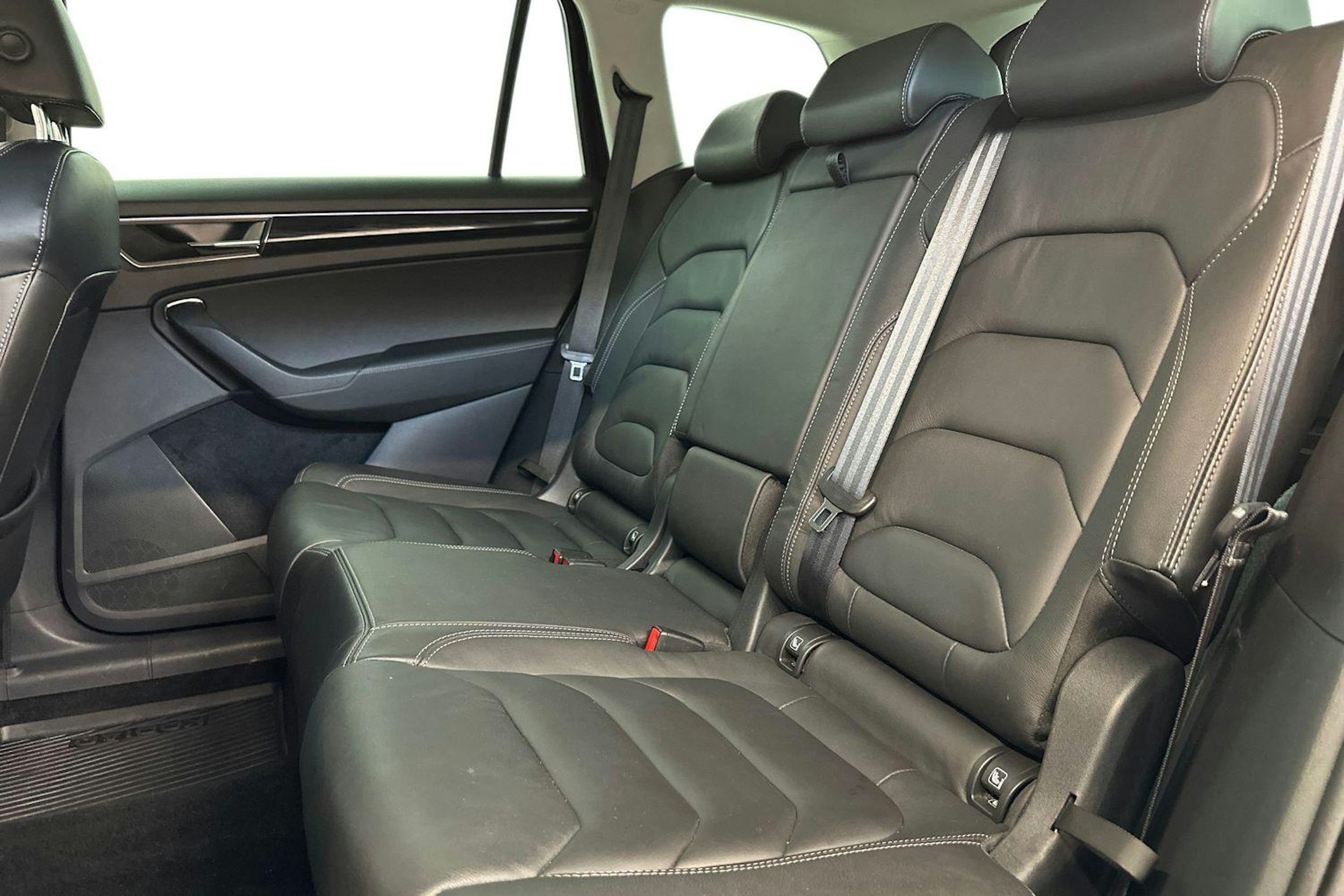 ruskea (beige) Skoda Kodiaq 2019 kuva 8.