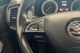 Valkoinen Skoda KODIAQ 2019 kuva 16.