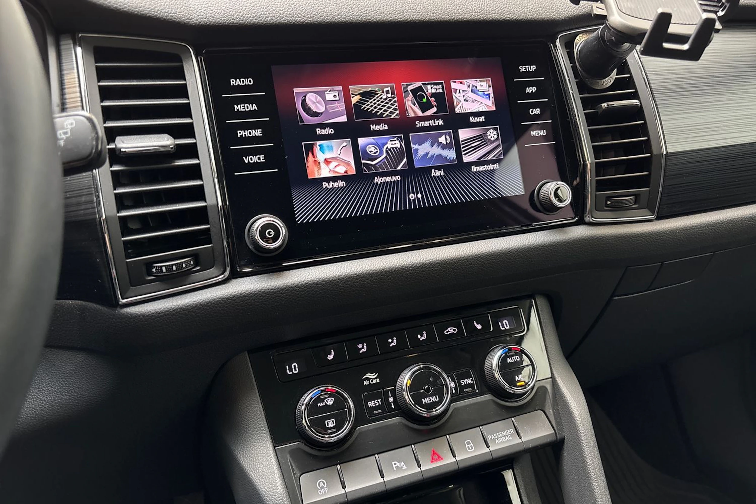 harmaa Skoda Kodiaq 2019 kuva 26.