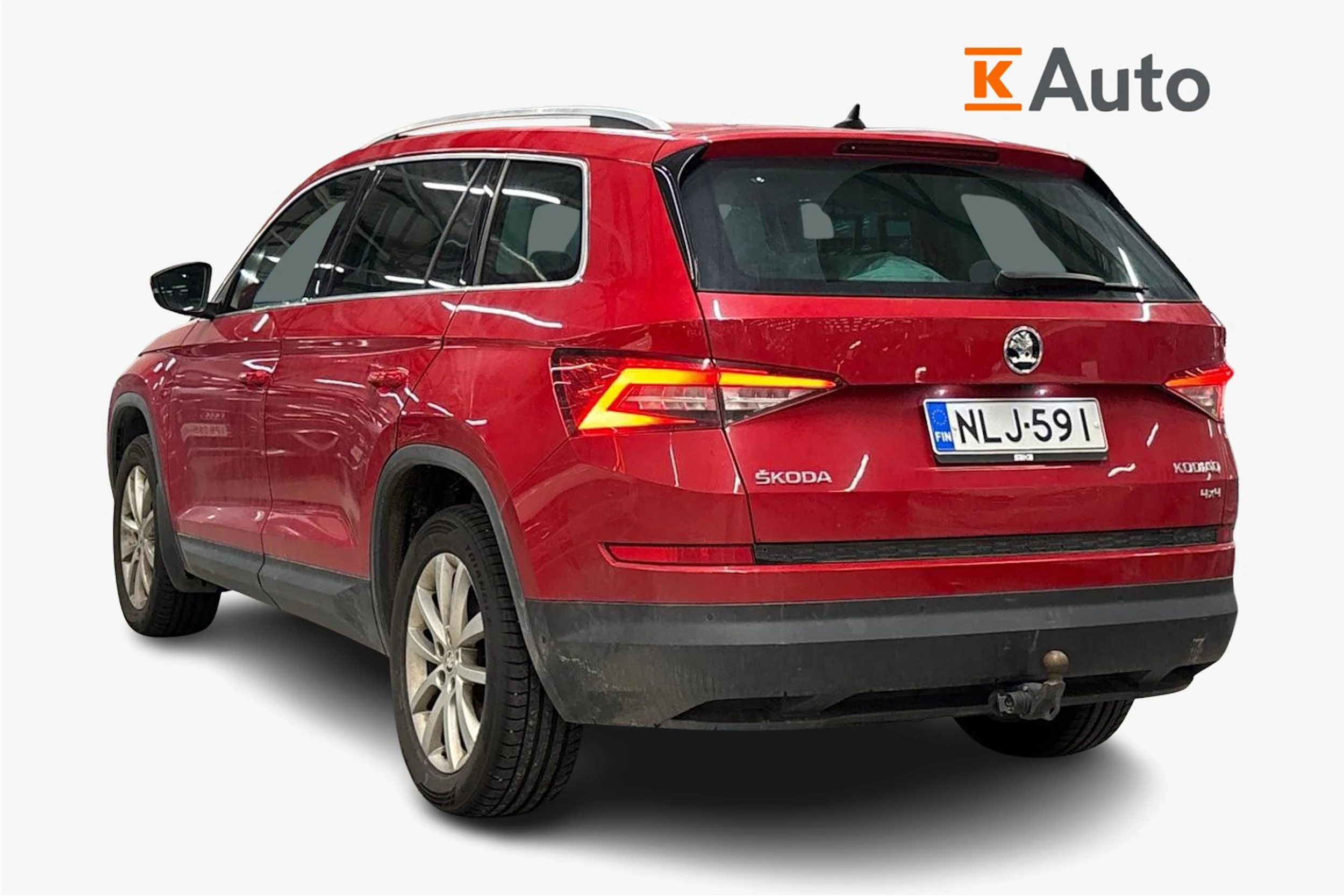 Punainen Skoda KODIAQ 2019 kuva 2.