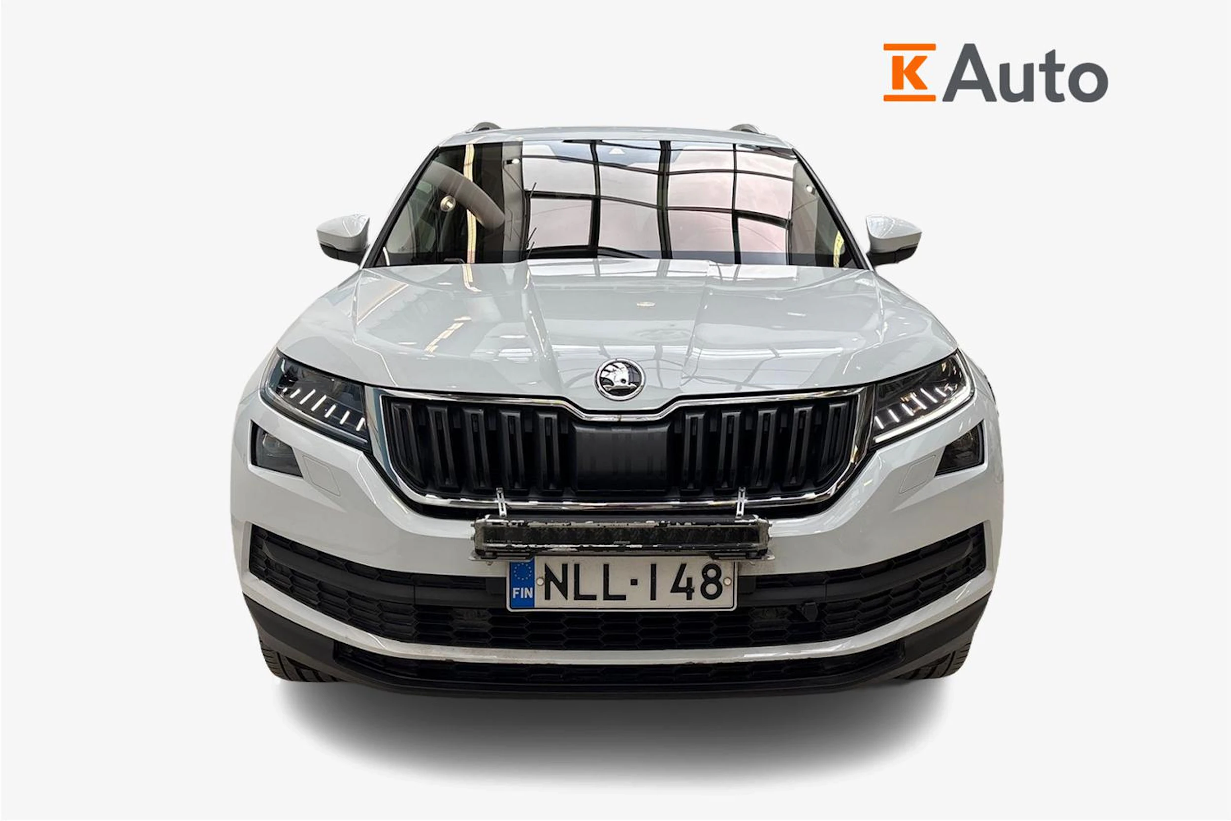 valkoinen Skoda Kodiaq 2019 kuva 4.