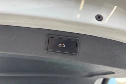 valkoinen Skoda Kodiaq 2019 kuva 13.