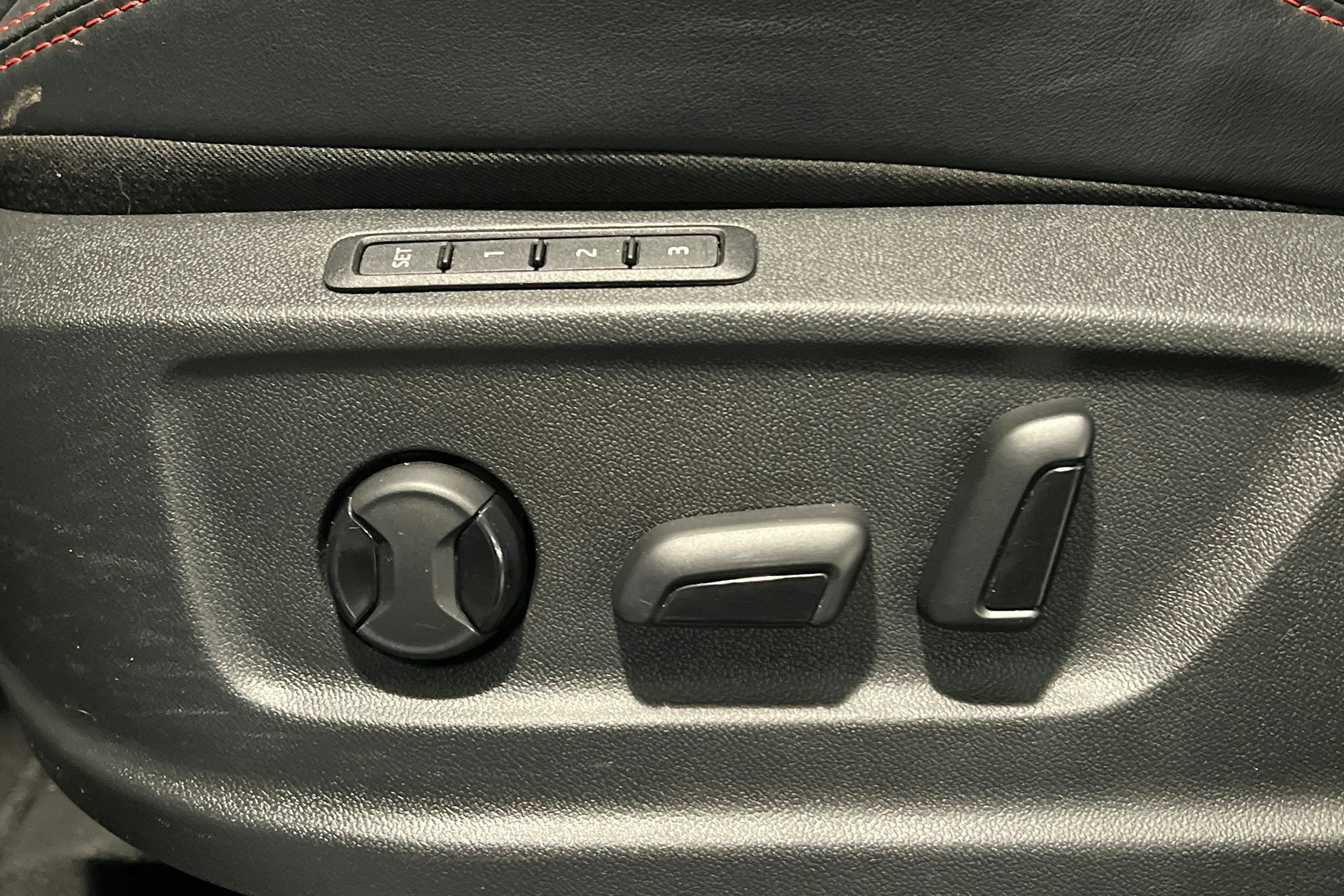 Sininen Skoda KODIAQ 2019 kuva 22.