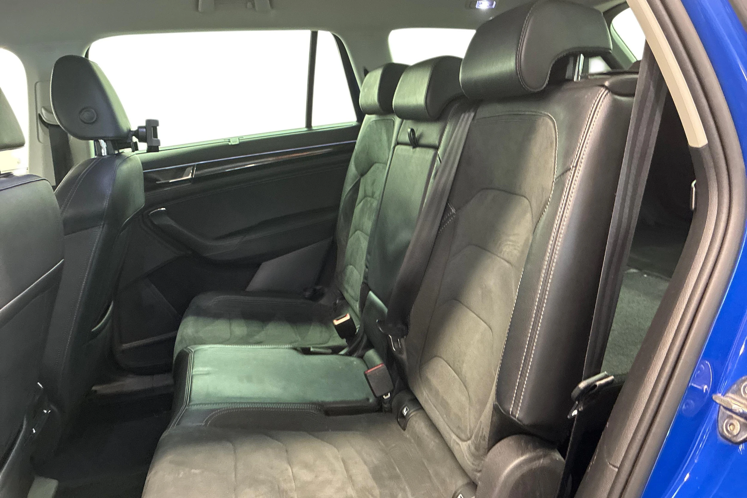 Sininen Skoda KODIAQ 2019 kuva 8.