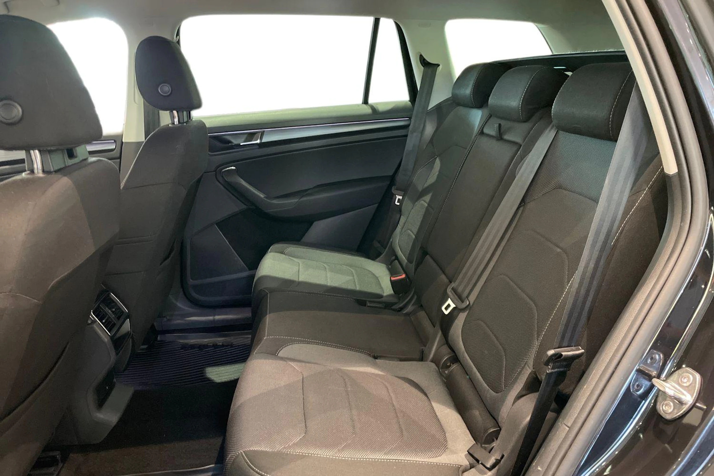musta Skoda Kodiaq 2019 kuva 8.