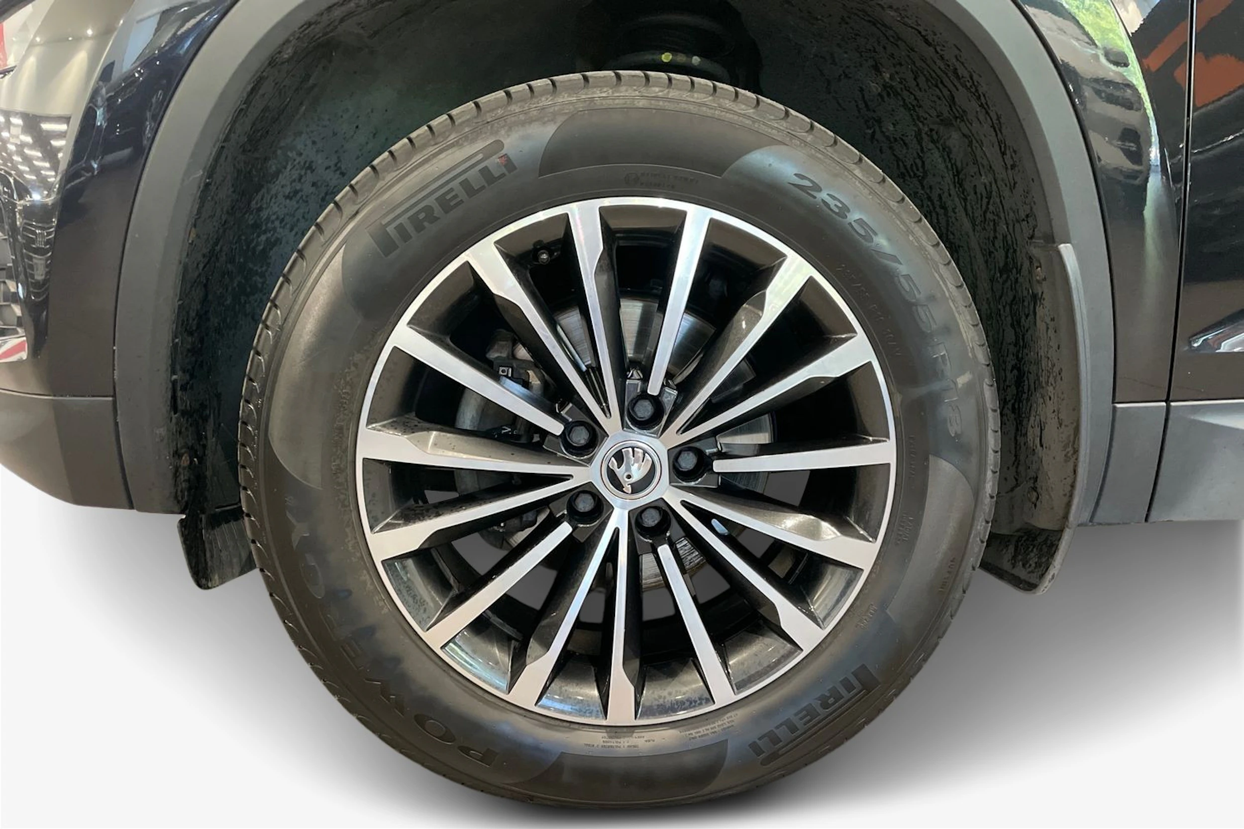 musta Skoda Kodiaq 2019 kuva 9.