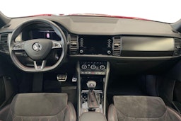 Punainen Skoda KODIAQ 2020 kuva 9.