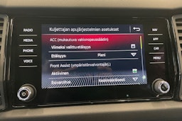 Punainen Skoda KODIAQ 2020 kuva 23.