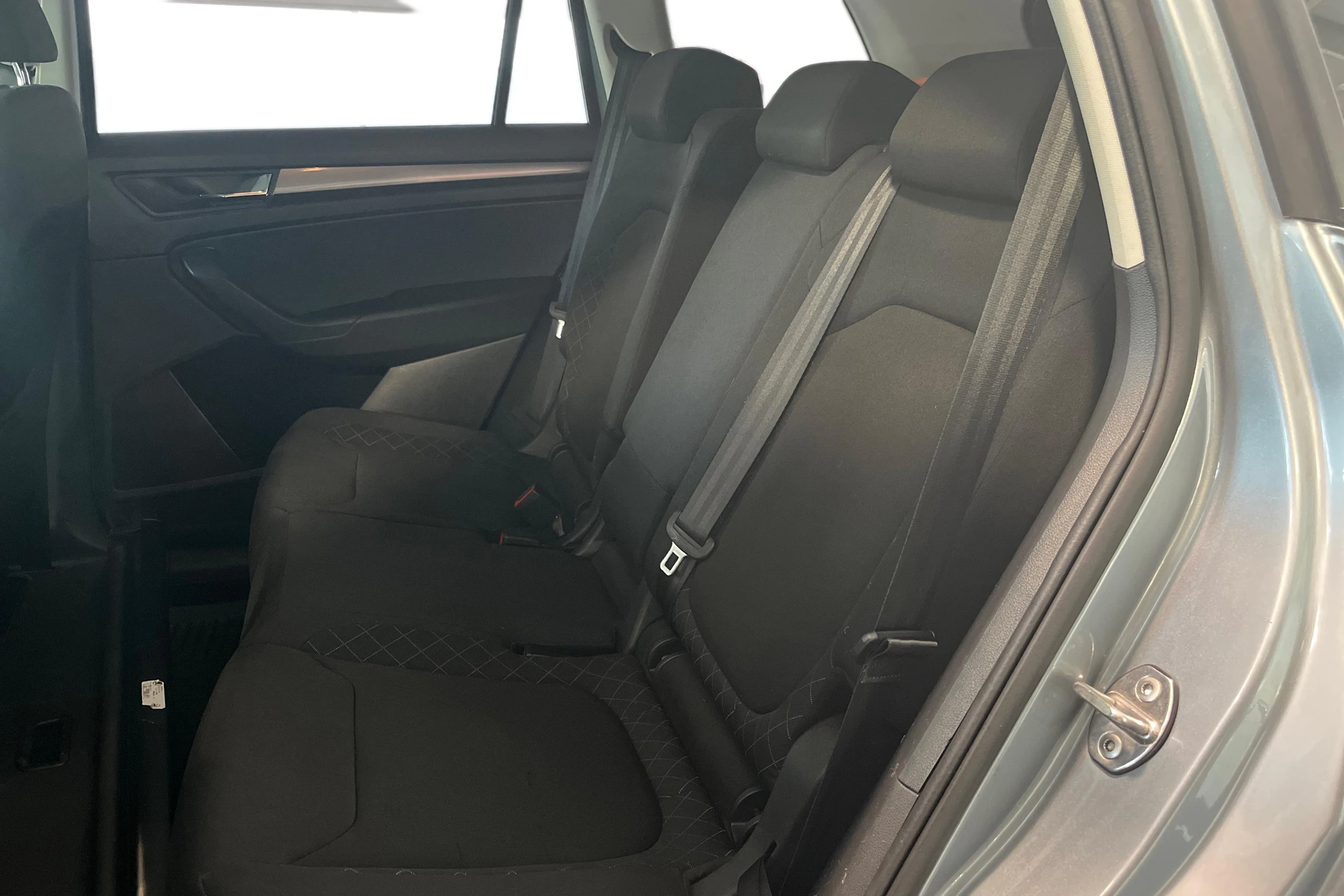 harmaa Skoda Kodiaq 2020 kuva 11.