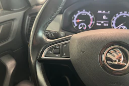 harmaa Skoda Kodiaq 2020 kuva 15.