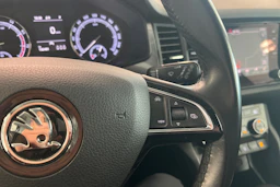 harmaa Skoda Kodiaq 2020 kuva 16.