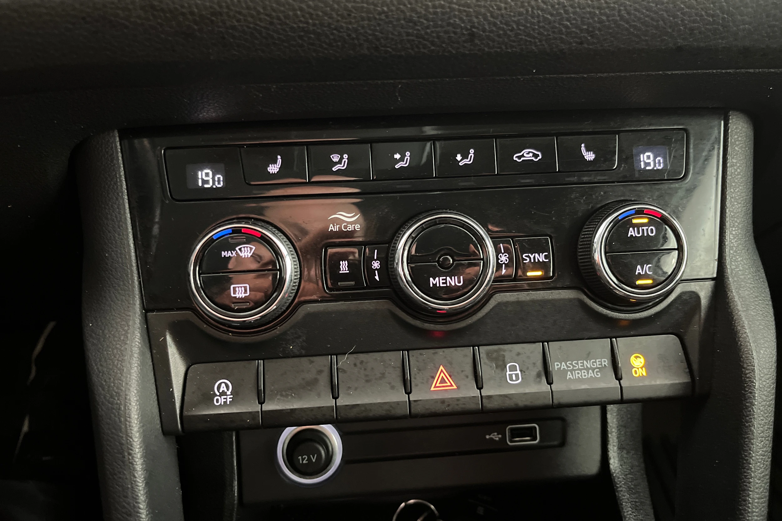 harmaa Skoda Kodiaq 2020 kuva 17.