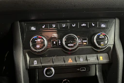 harmaa Skoda Kodiaq 2020 kuva 17.