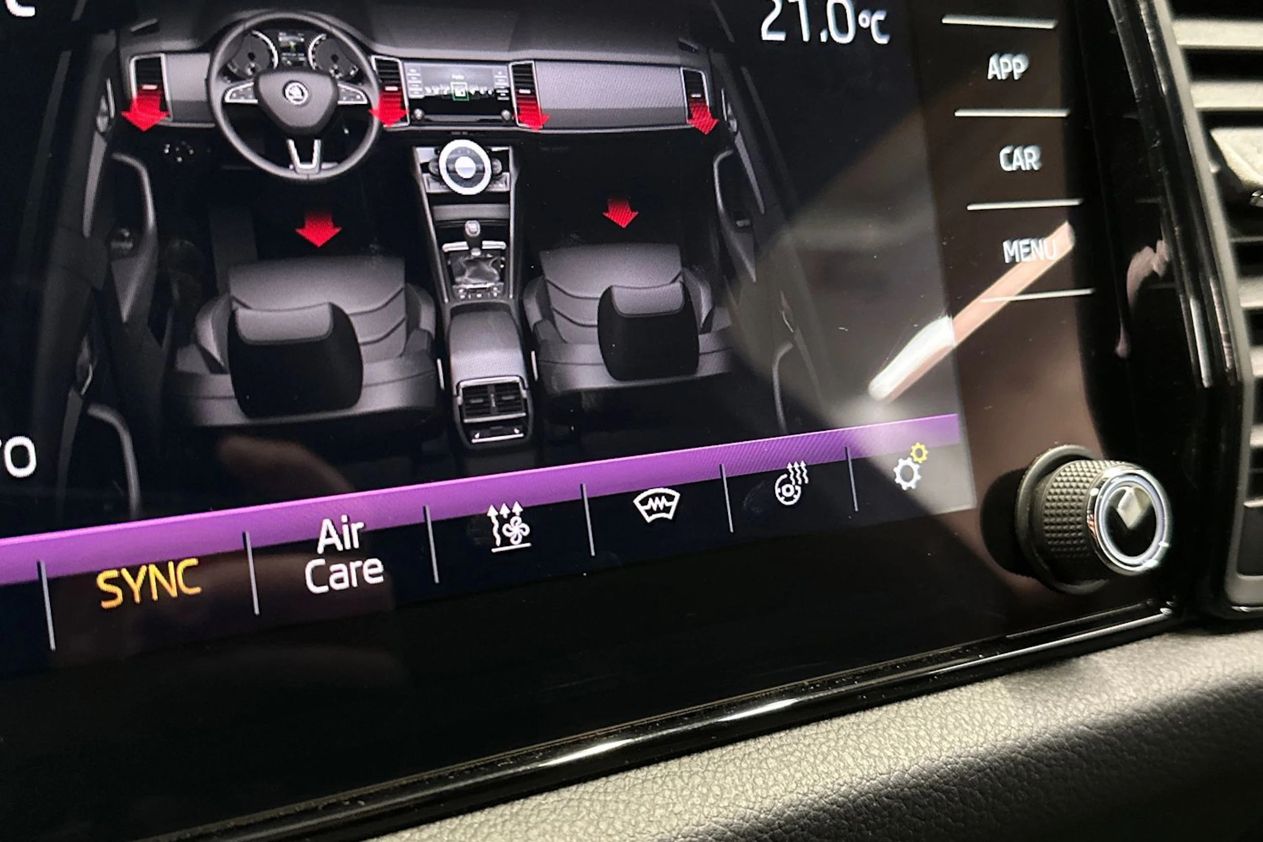 harmaa Skoda Kodiaq 2020 kuva 21.