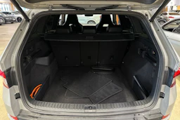 harmaa Skoda Kodiaq 2020 kuva 32.